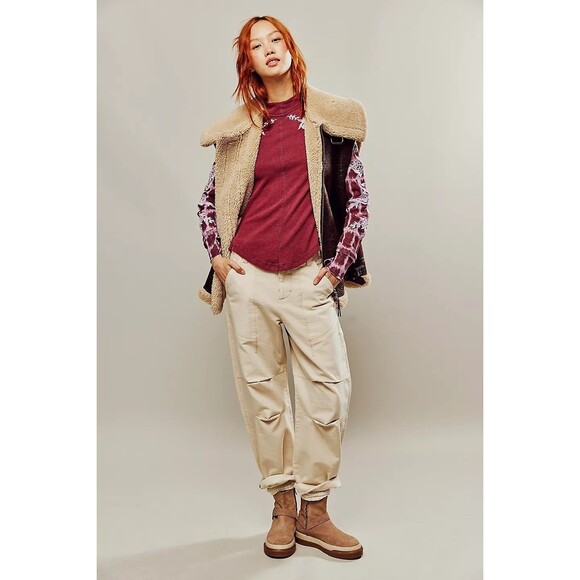 Free People We The Free Rose Kiss Tee Blouse Top Floral Embroidered M NWD 281806 - Picture 3 of 11